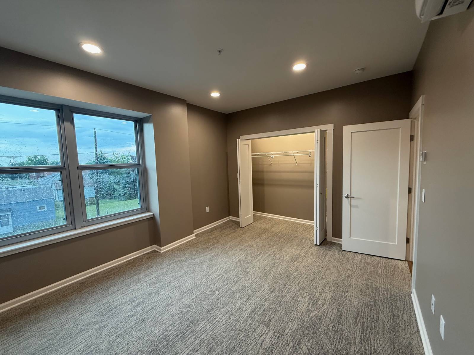 #9 photo, 214 Kinne St, #210, East Syracuse , NY 13057