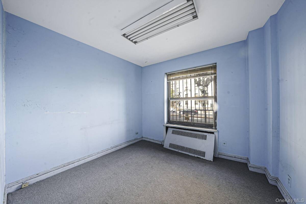 #9 photo, 860 Grand Concourse, #2R, Concourse Village , NY 10451