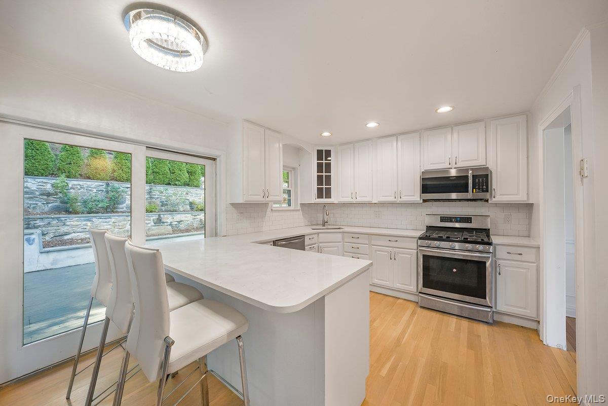 #10 photo, 65 Brookdale Drive, Yonkers , NY 10710