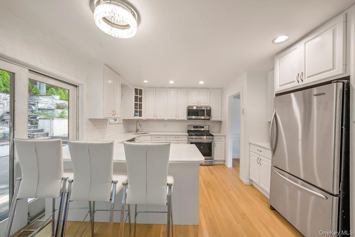 #7 photo, 65 Brookdale Drive, Yonkers , NY 10710