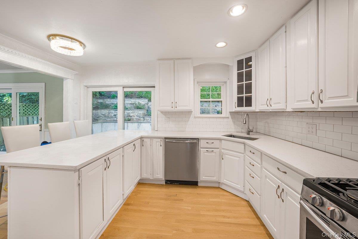 #8 photo, 65 Brookdale Drive, Yonkers , NY 10710