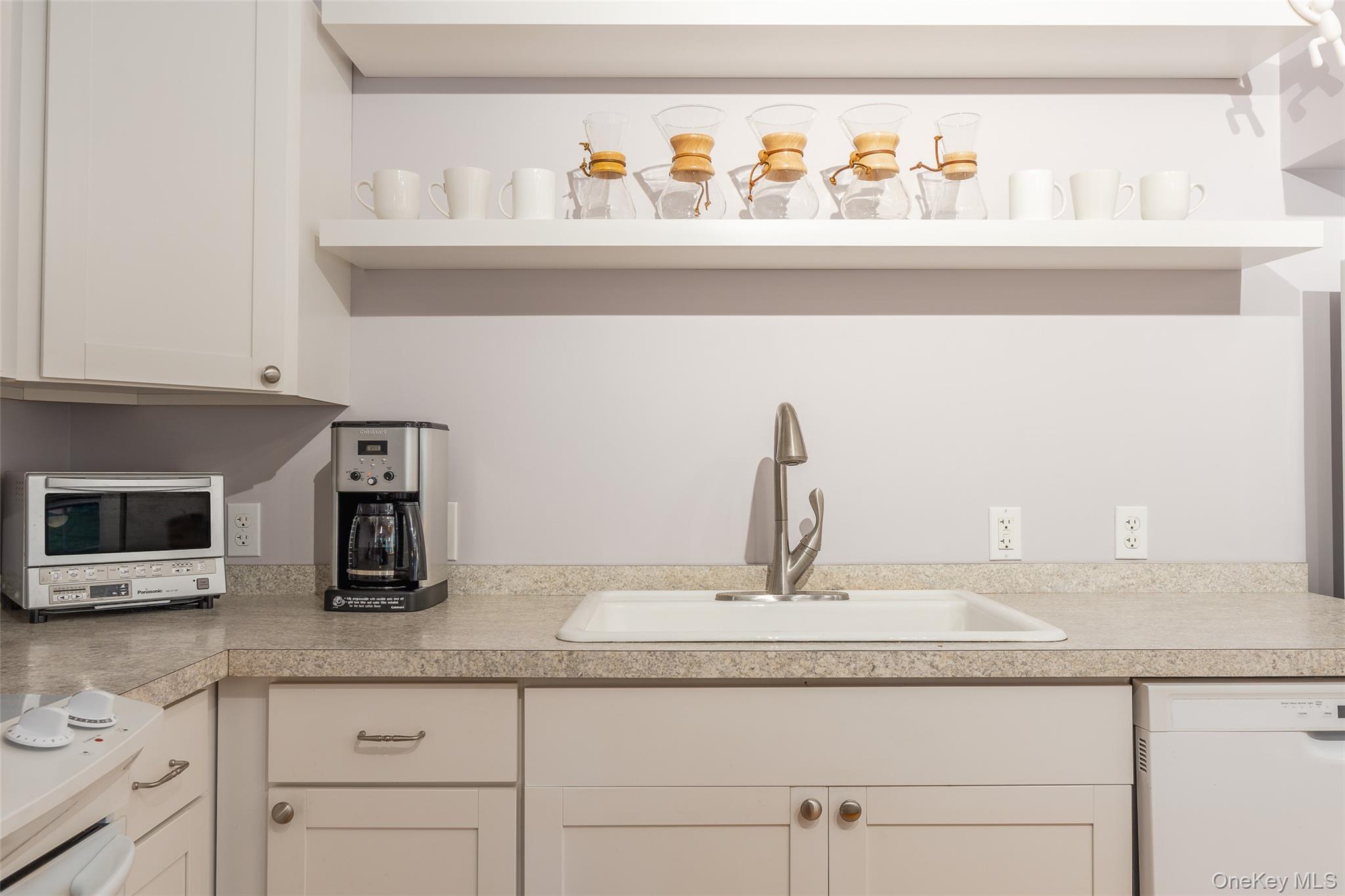 #13 photo, 403 W Saugerties Road, Saugerties , NY 12477