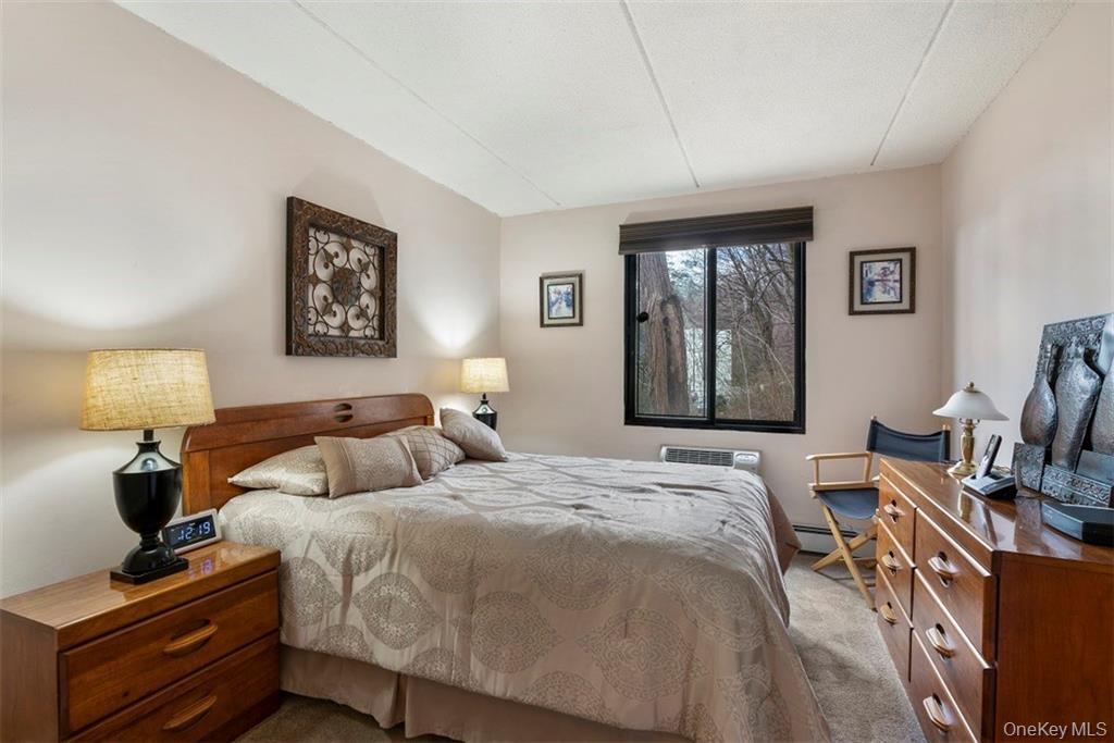 #15 photo, 1120 Warburton Avenue, Yonkers , NY 10701