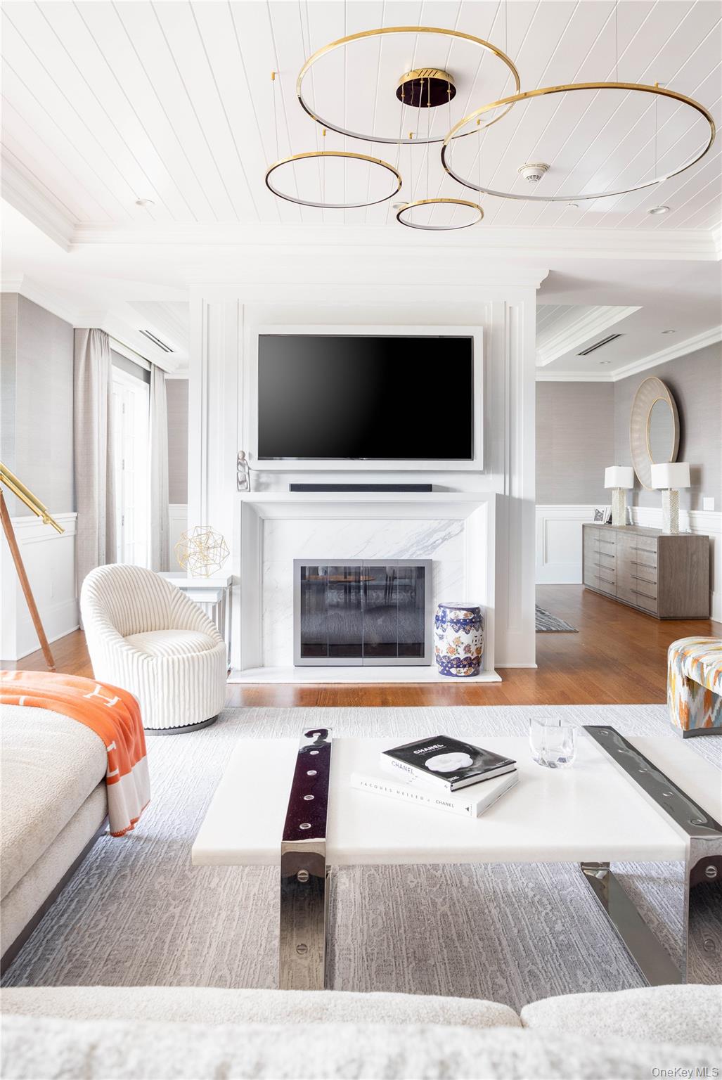 #3 photo, 2000 Royal Court, ナッソー郡 North Hills , NY 11040