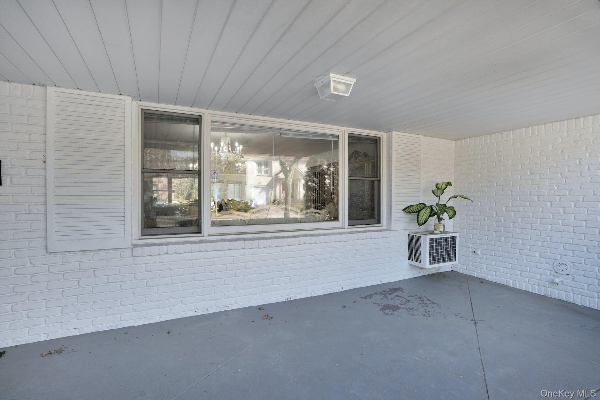 #2 photo, 69A Warwick Road, ナッソー郡 Great Neck , NY 11023