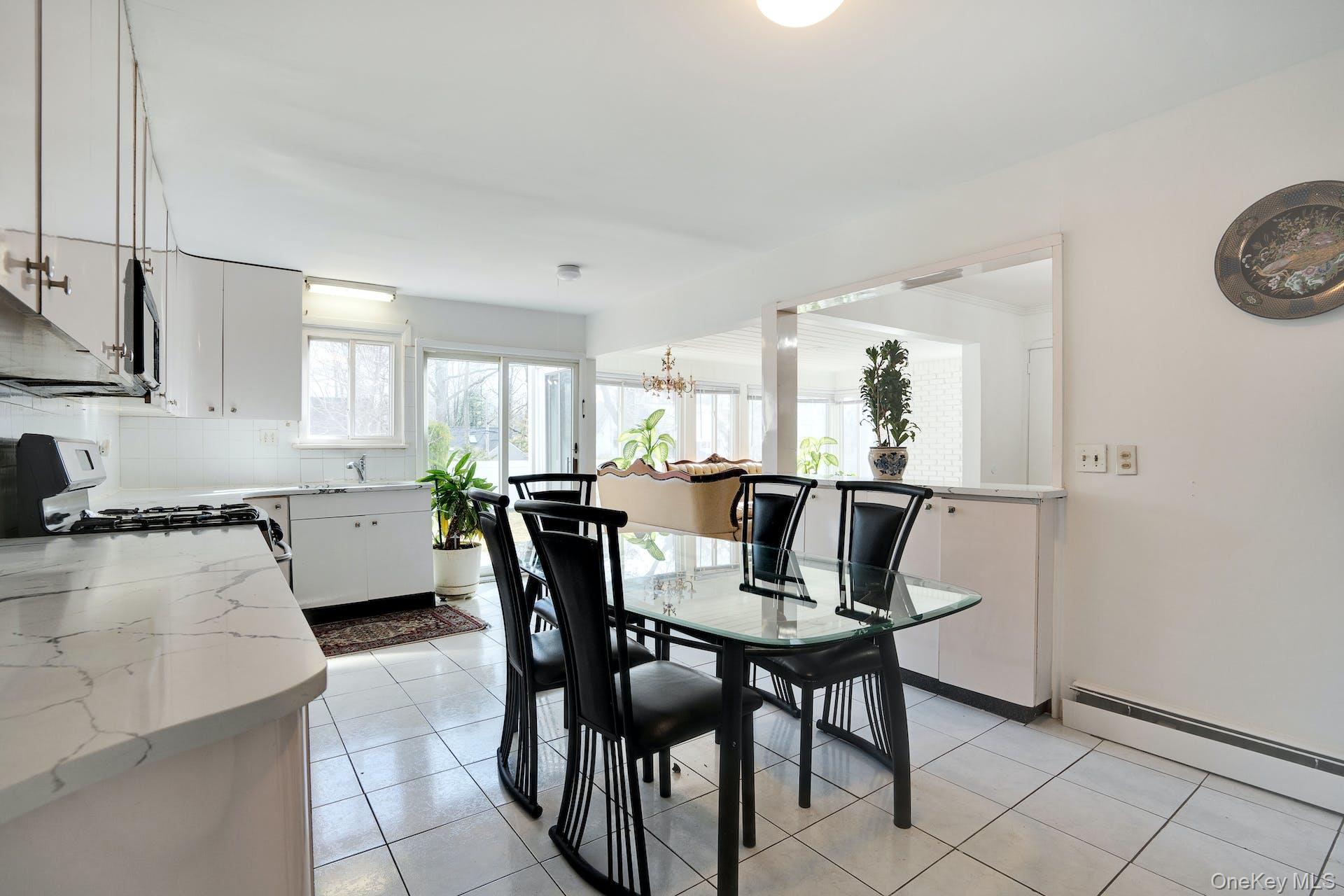 #20 photo, 69A Warwick Road, ナッソー郡 Great Neck , NY 11023