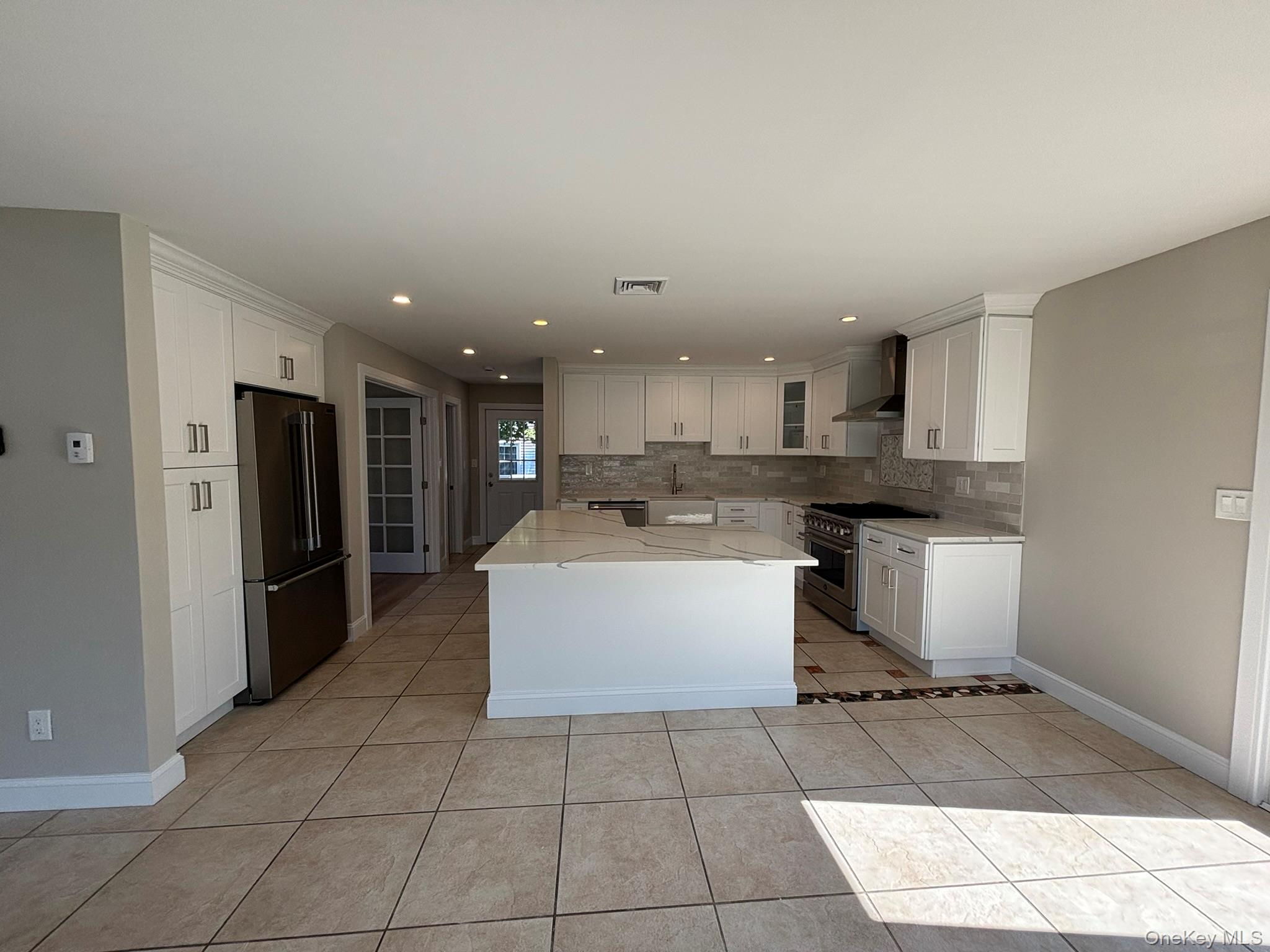 #13 photo, 35 Adams Avenue, ナッソー郡 Bayville , NY 11709