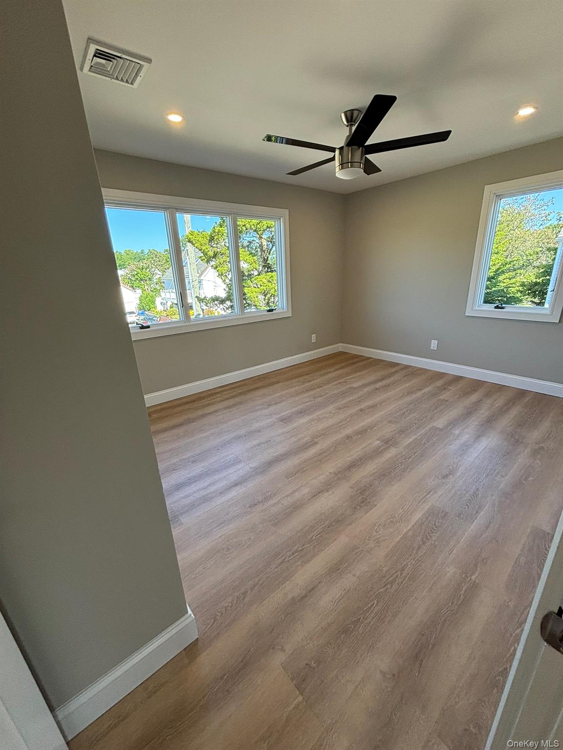 #20 photo, 35 Adams Avenue, ナッソー郡 Bayville , NY 11709