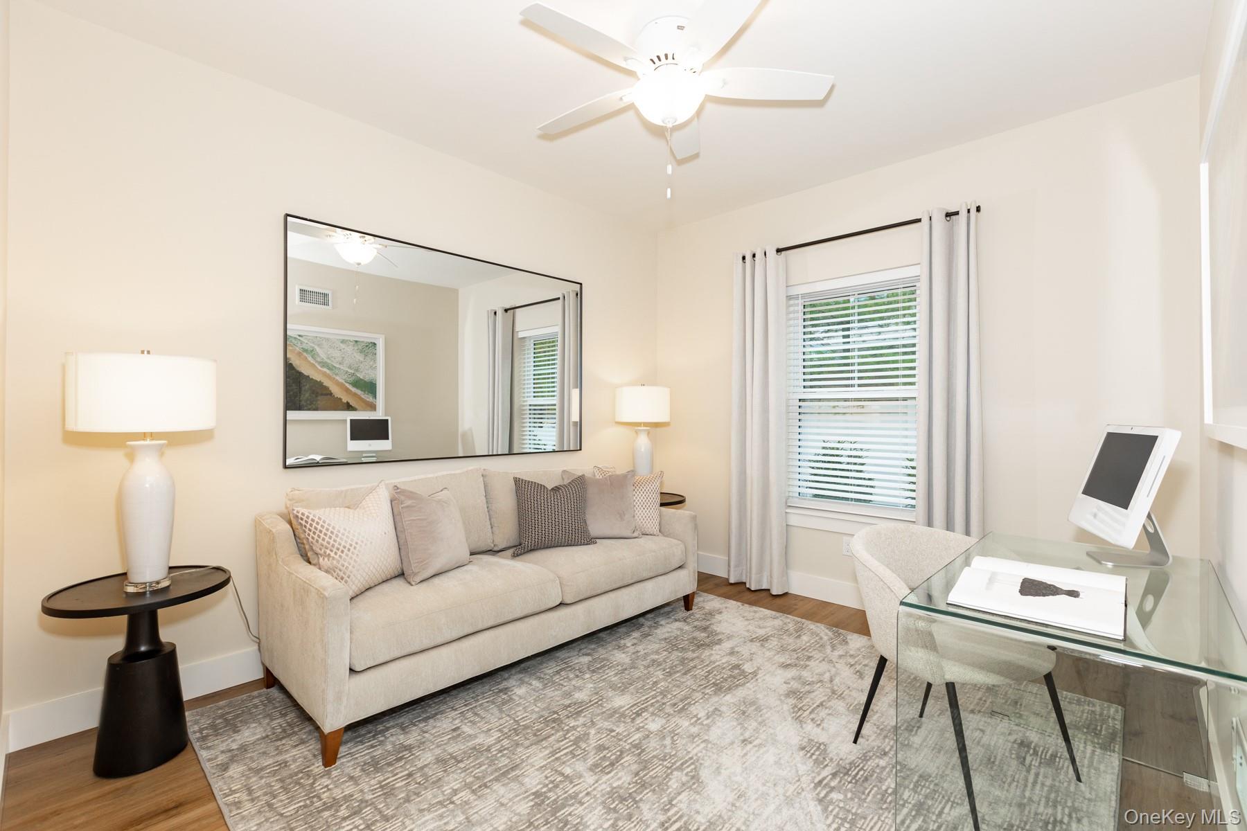 #3 photo, 266 Farmingdale Road, サフォーク郡 West Babylon , NY 11704