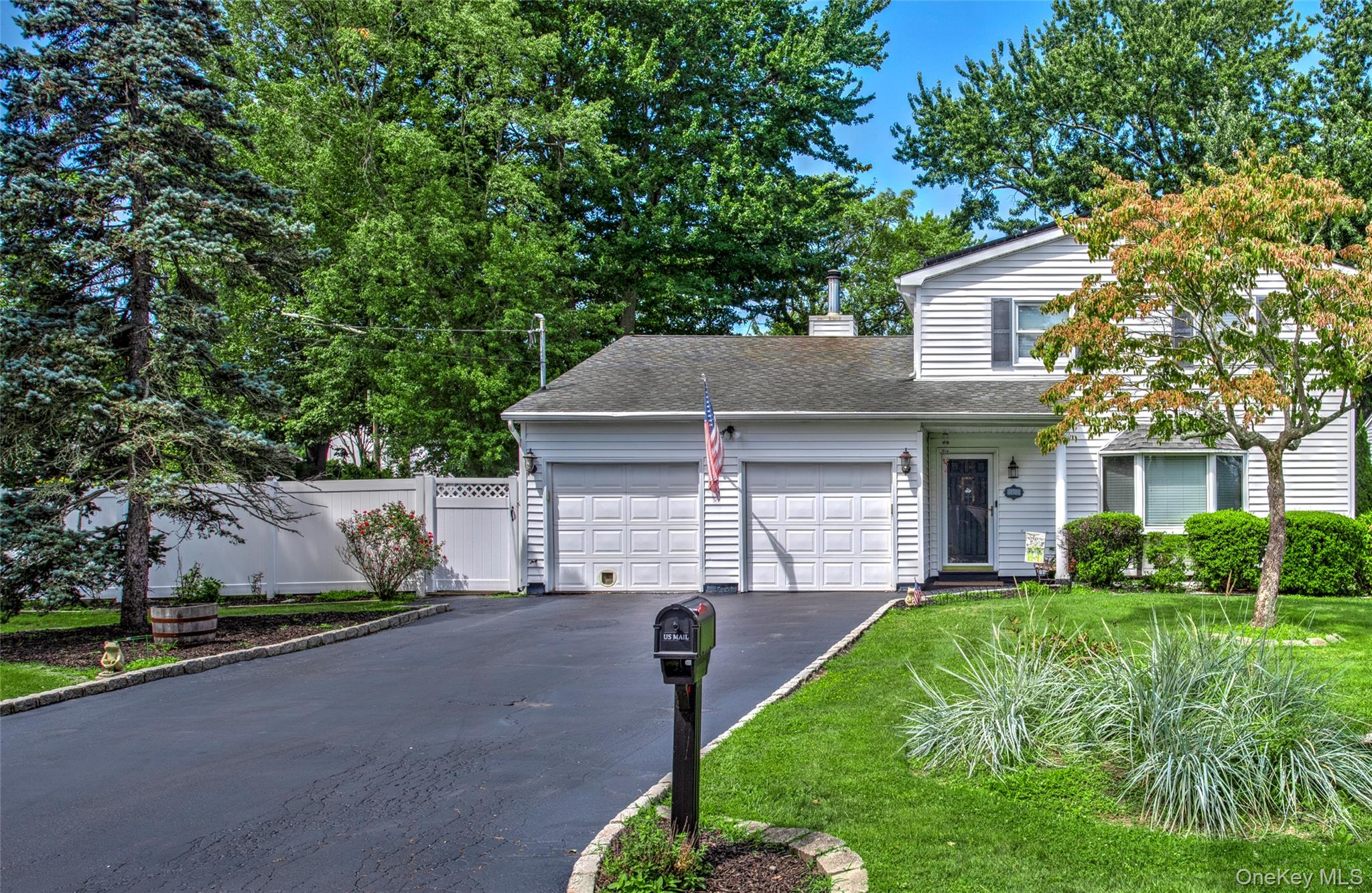 #1 photo, 170 Clinton Avenue, East Patchogue , NY 11772