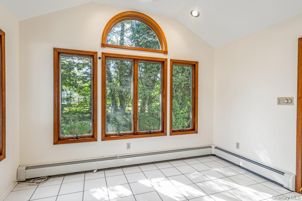 #11 photo, 140 Hayes Street, ナッソー郡 Garden City , NY 11530