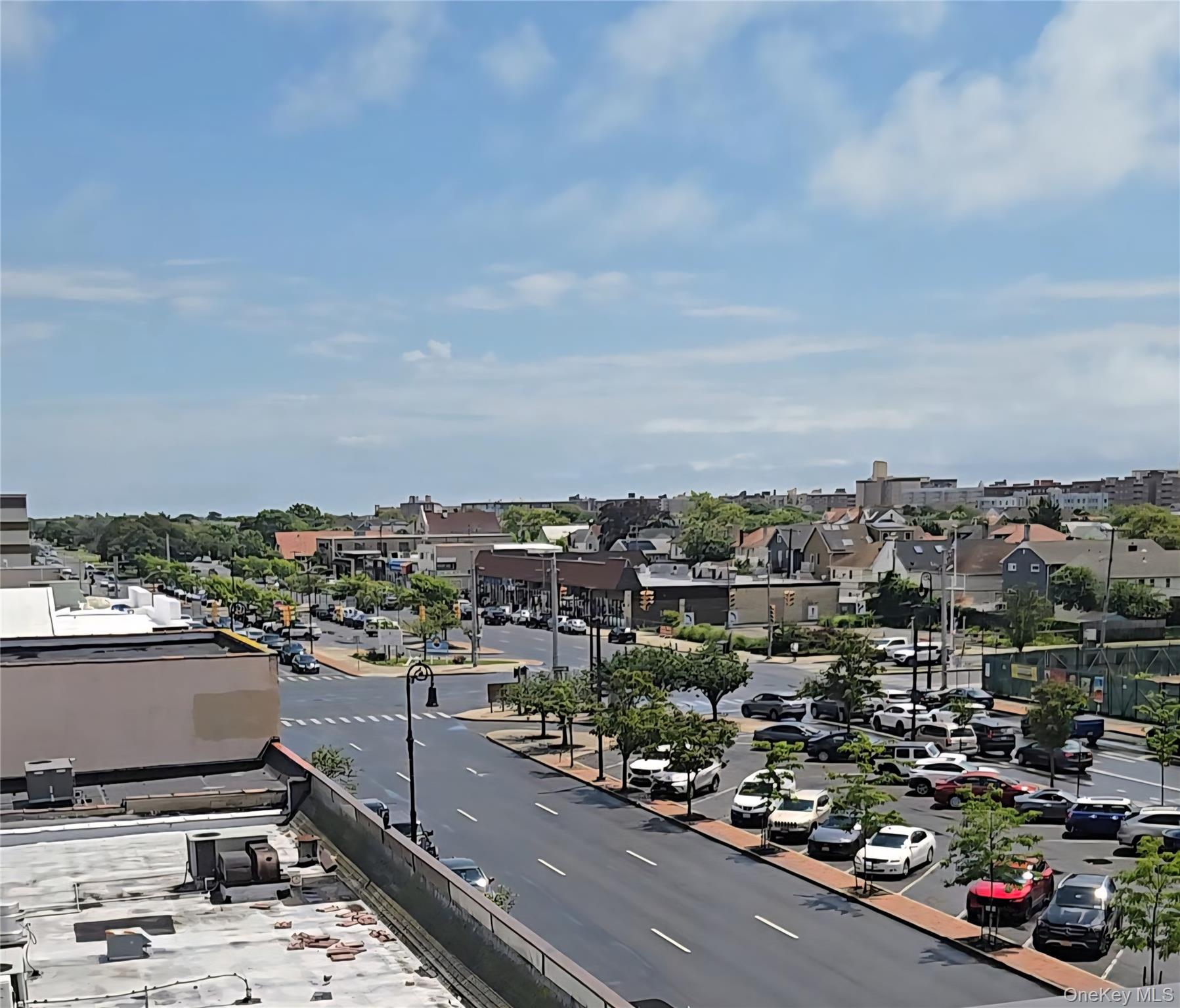 #2 photo, 227 E Park Avenue, ナッソー郡 Long Beach , NY 11561