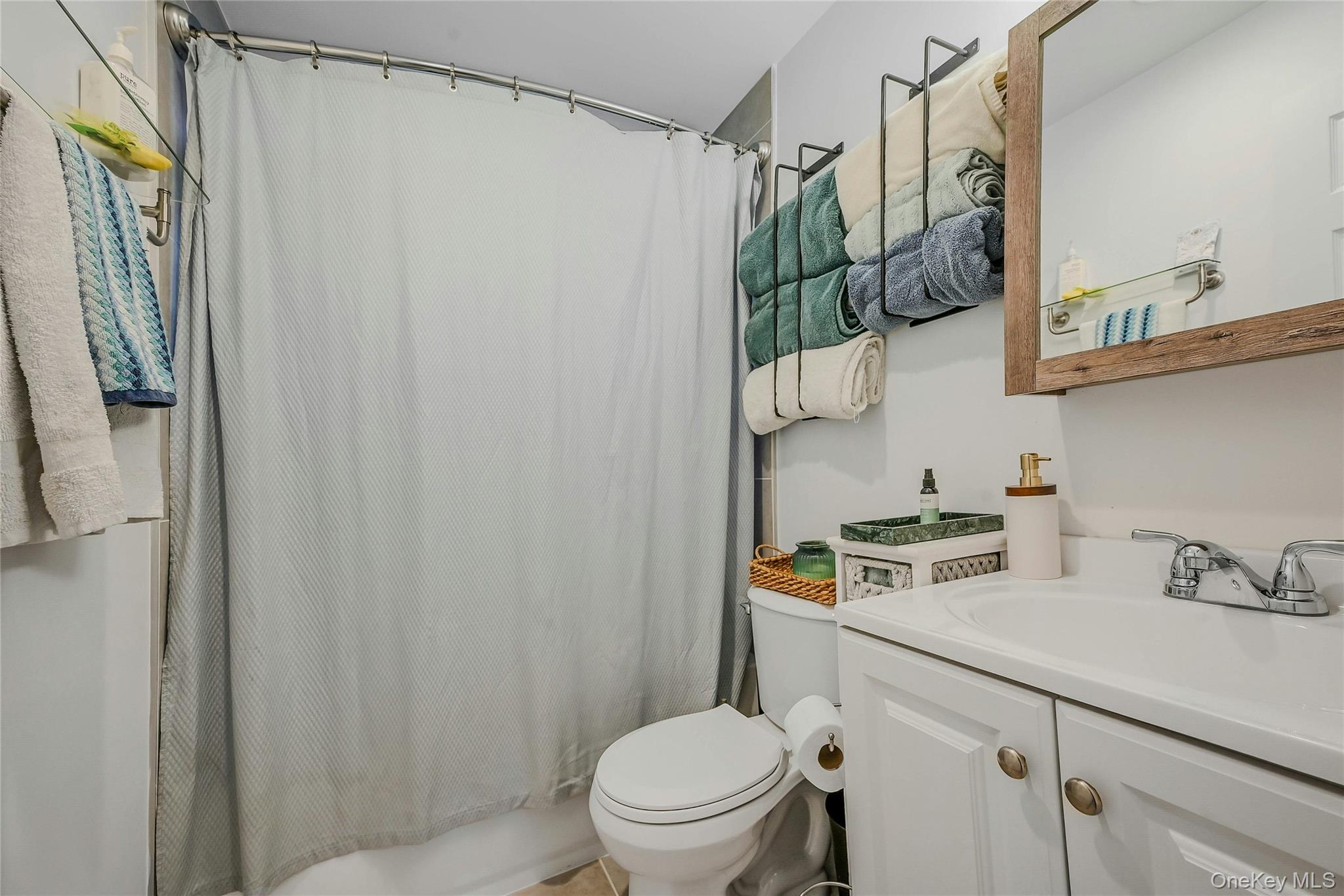 #15 photo, 2 Setauket Trail, サフォーク郡 Ridge , NY 11961