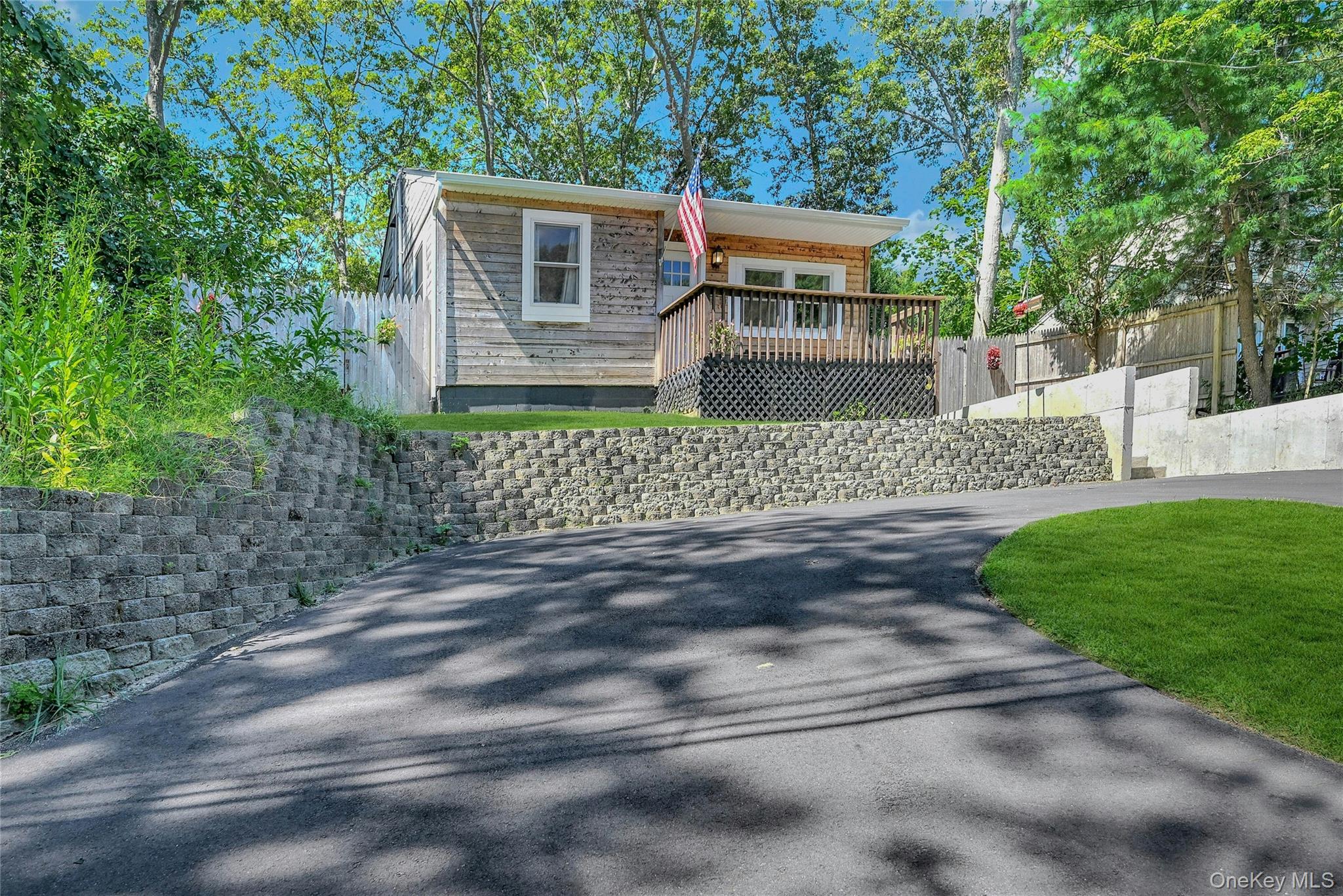 #4 photo, 2 Setauket Trail, サフォーク郡 Ridge , NY 11961