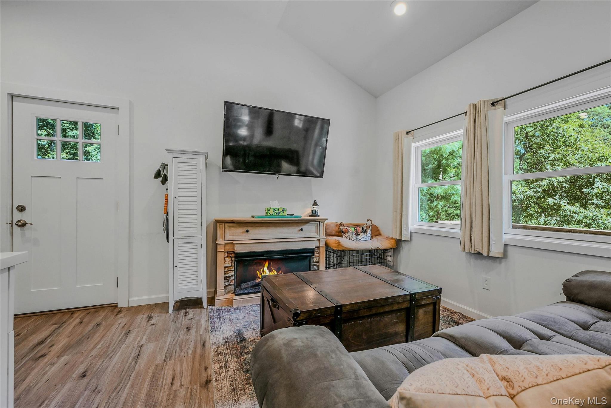 #6 photo, 2 Setauket Trail, サフォーク郡 Ridge , NY 11961