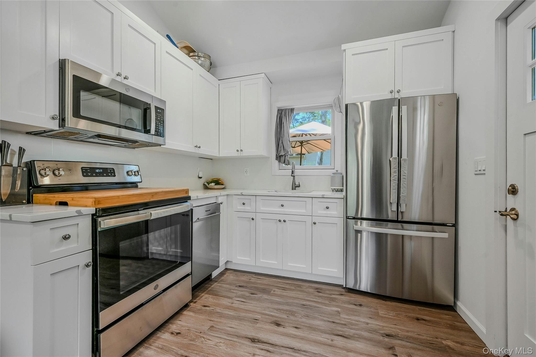 #9 photo, 2 Setauket Trail, サフォーク郡 Ridge , NY 11961