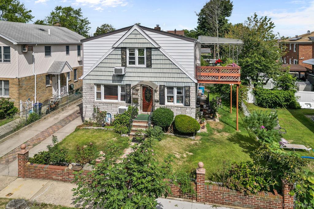 #1 photo, 200-07 17th Avenue, クイーンズ区 Bayside , NY 11360