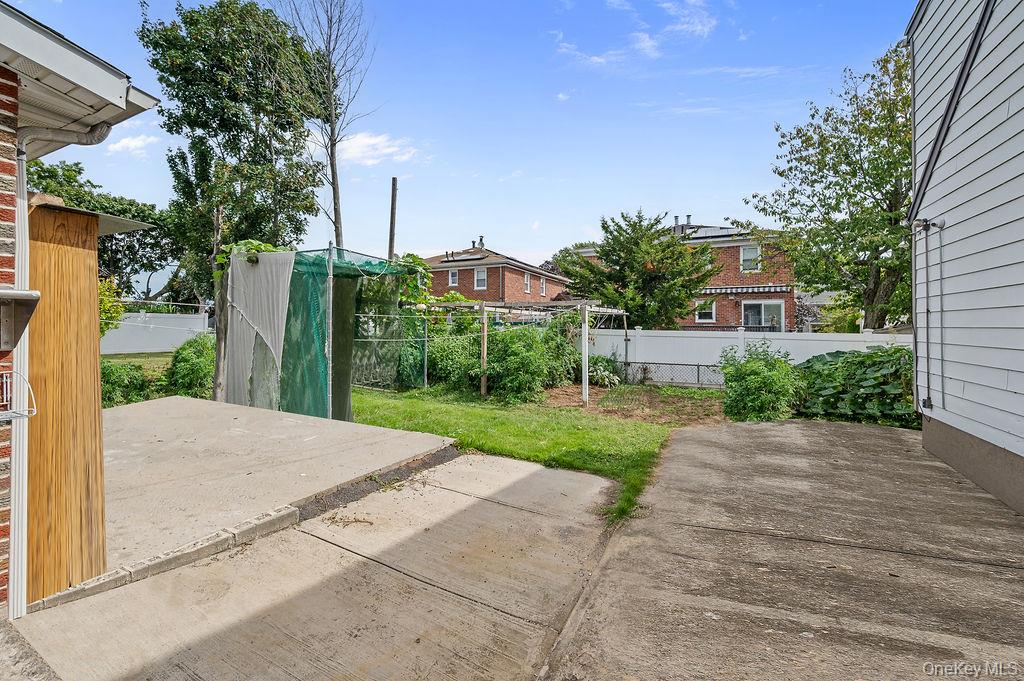 #13 photo, 200-07 17th Avenue, クイーンズ区 Bayside , NY 11360