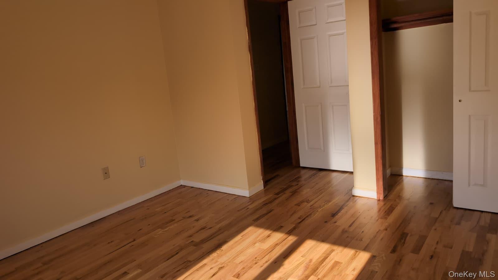 #8 photo, 137-44 Thurston Street, クイーンズ区 Springfield Gardens , NY 11413