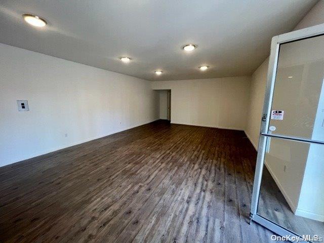 #5 photo, 93-35 Eldert Lane, クイーンズ区 Woodhaven , NY 11421