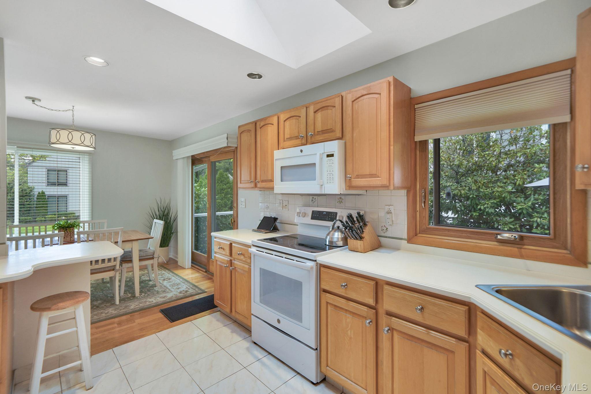 #12 photo, 1 Ann Place, ナッソー郡 Port Washington , NY 11050