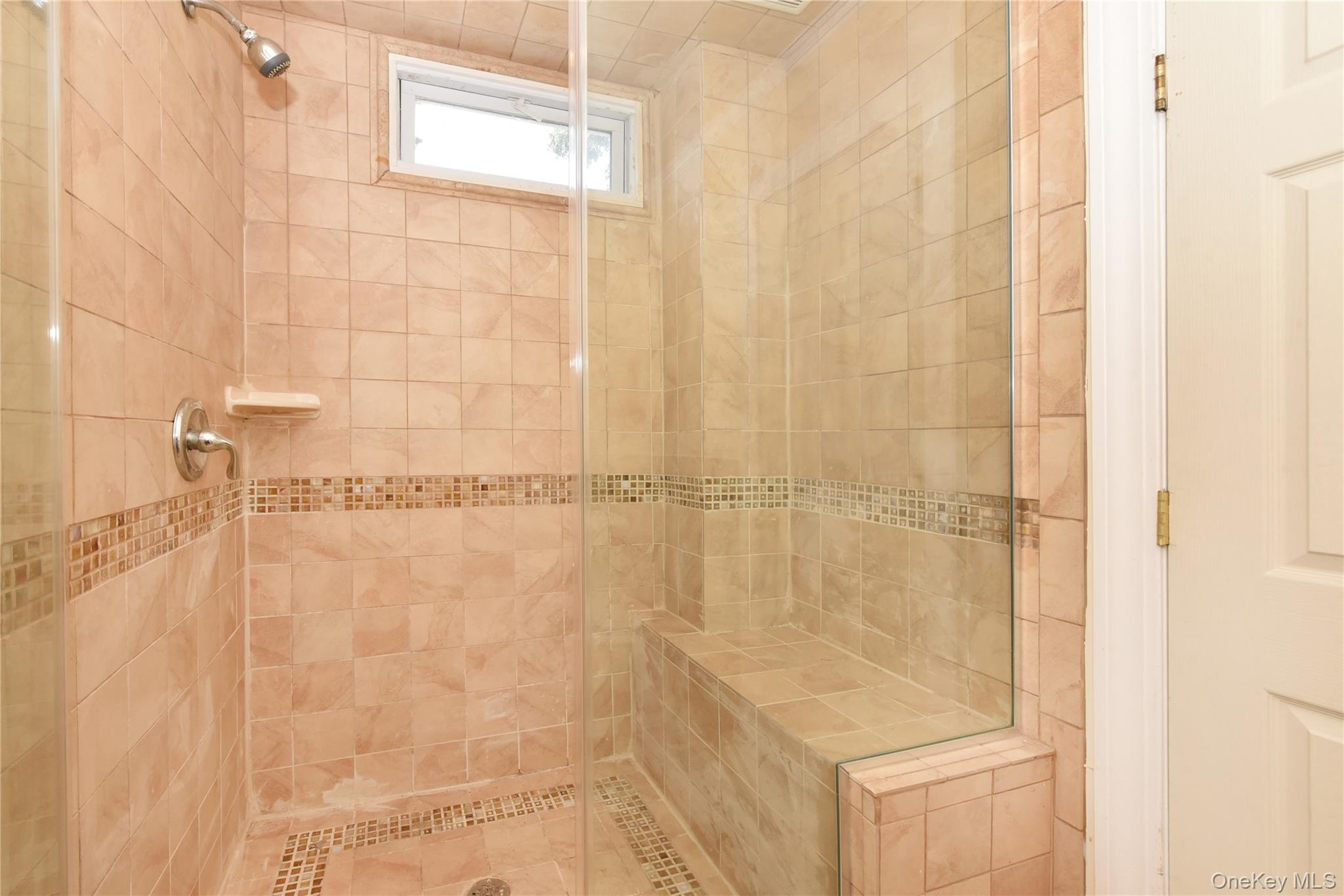 #15 photo, 70 Baldwin Road, ナッソー郡 Hempstead , NY 11550