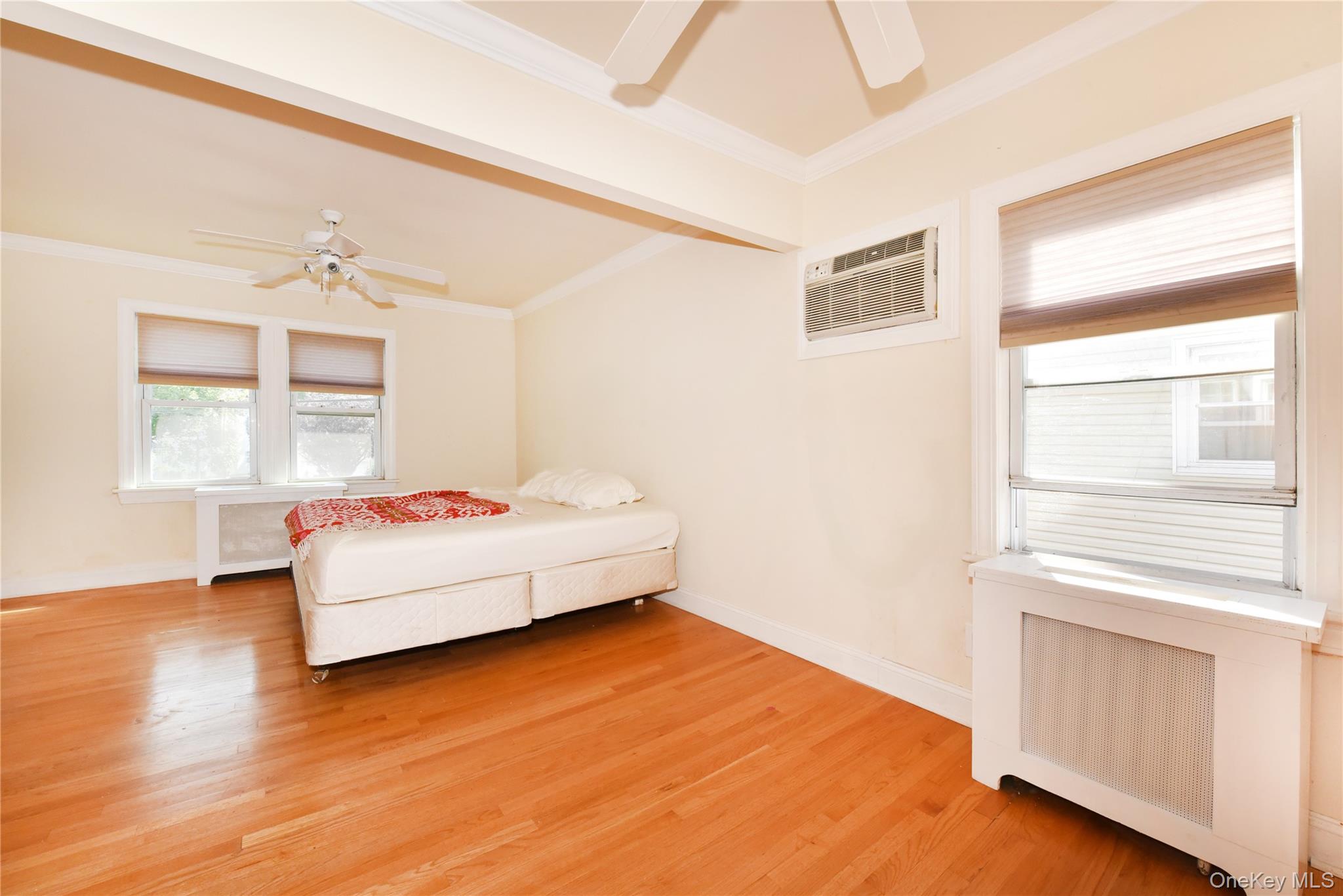 #18 photo, 70 Baldwin Road, ナッソー郡 Hempstead , NY 11550