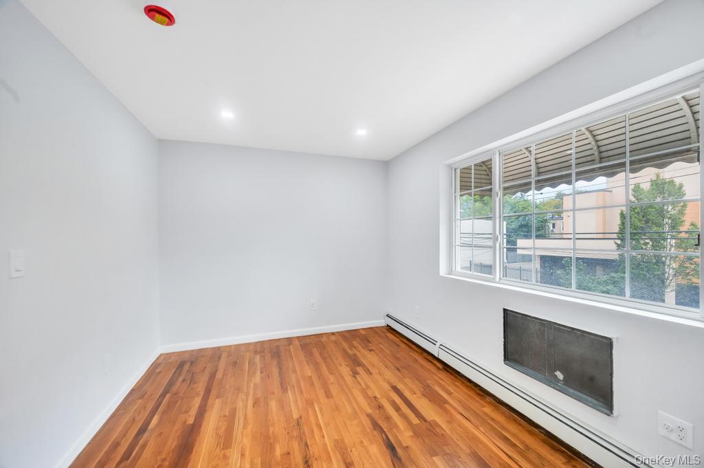 #10 photo, 508 Warwick Street, ブルックリン区 Brooklyn , NY 11207