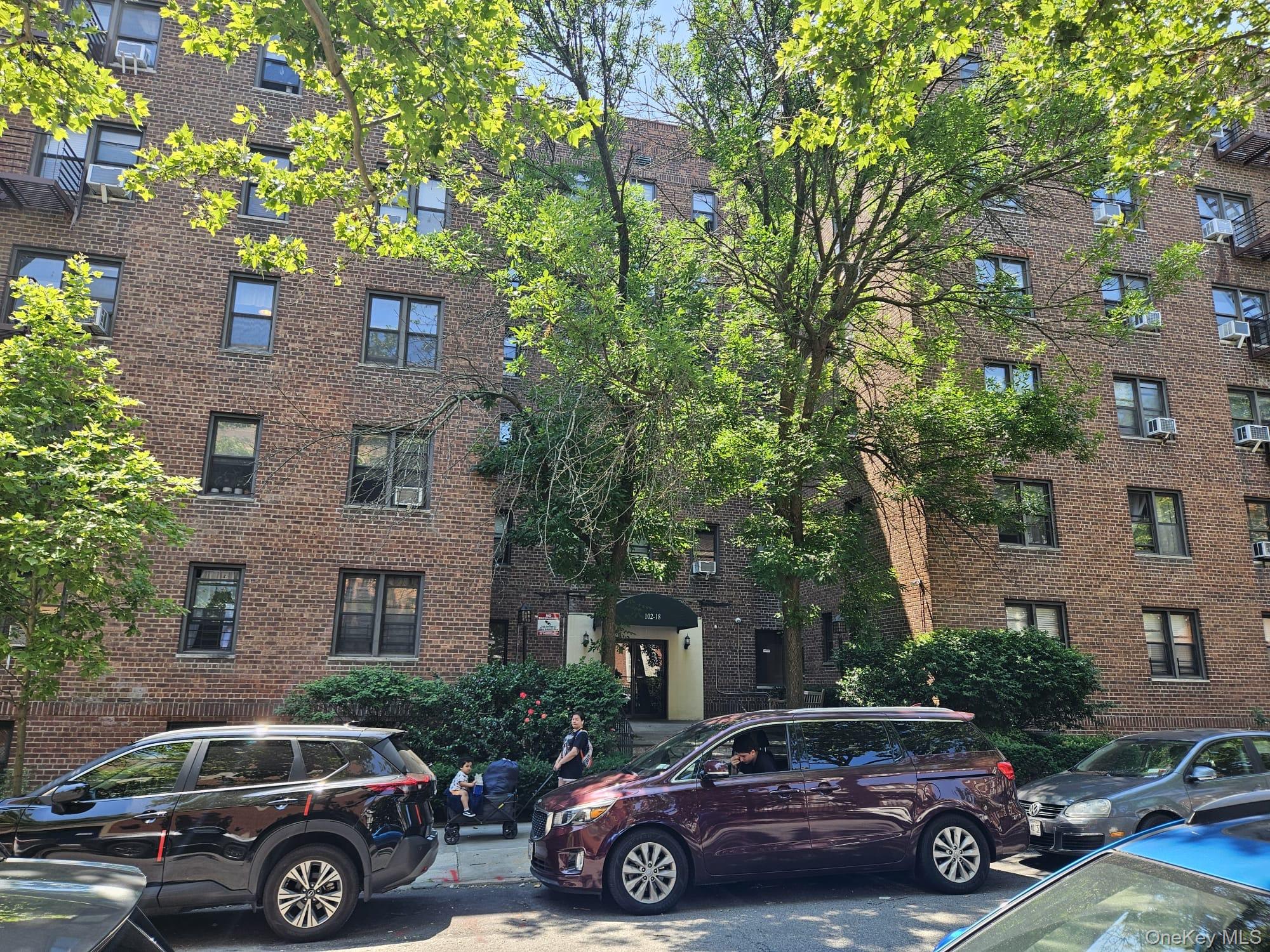 #1 photo, 102-18 64 Avenue, クイーンズ区 Forest Hills , NY 11375