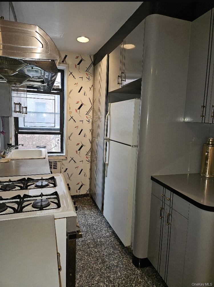 #13 photo, 102-18 64 Avenue, クイーンズ区 Forest Hills , NY 11375