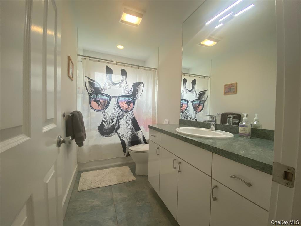 #19 photo, 19 W End Avenue, サフォーク郡 East Quogue , NY 11942