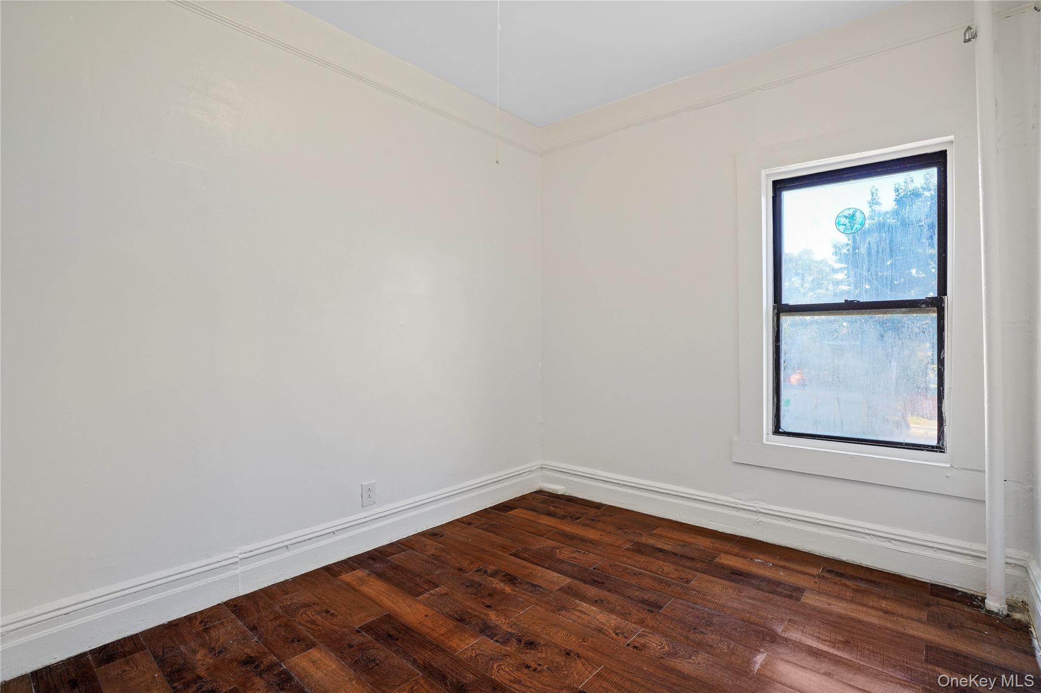 #14 photo, 909 Castle Hill Avenue, Bronx , NY 10473