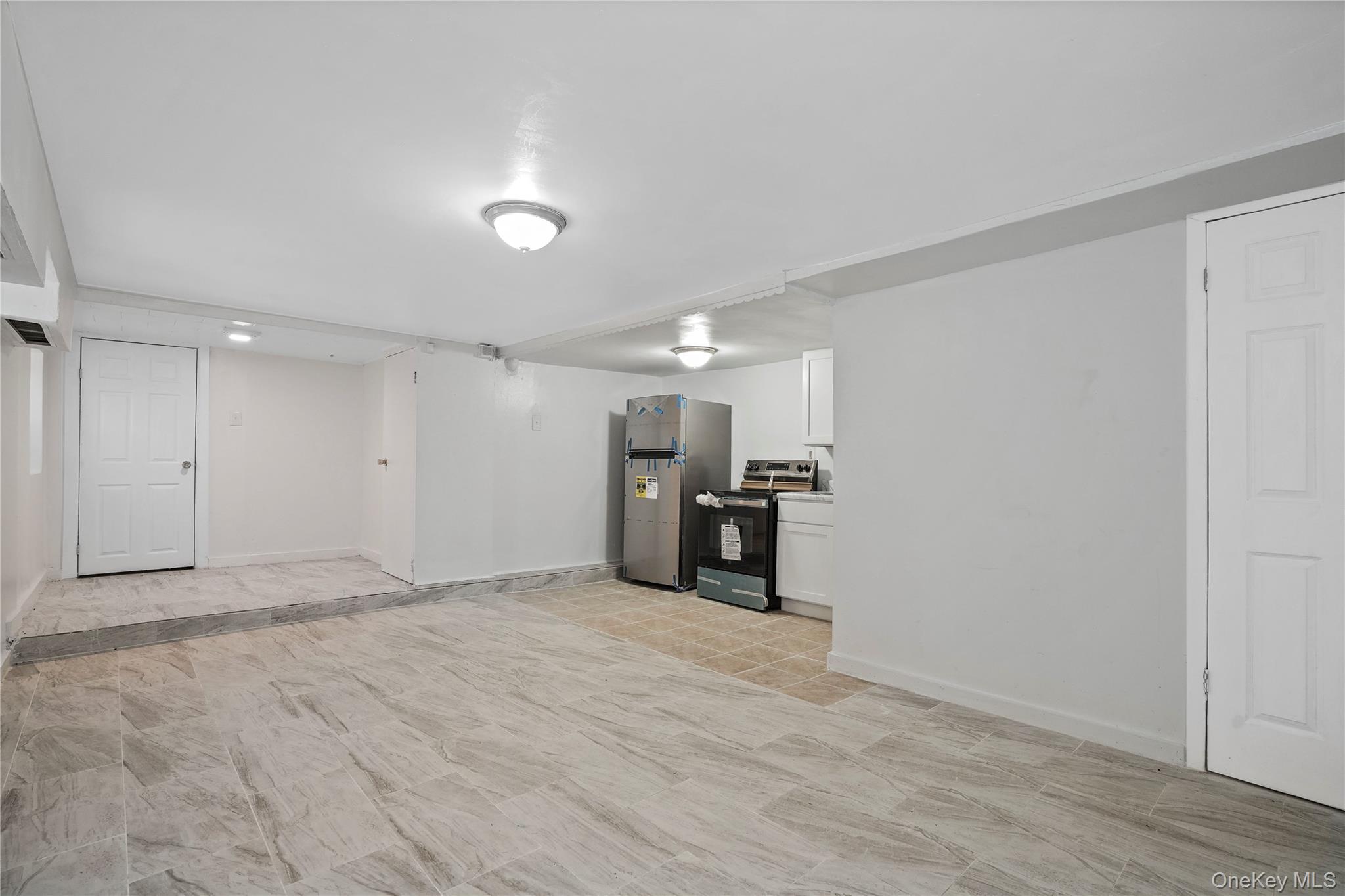 #19 photo, 909 Castle Hill Avenue, Bronx , NY 10473