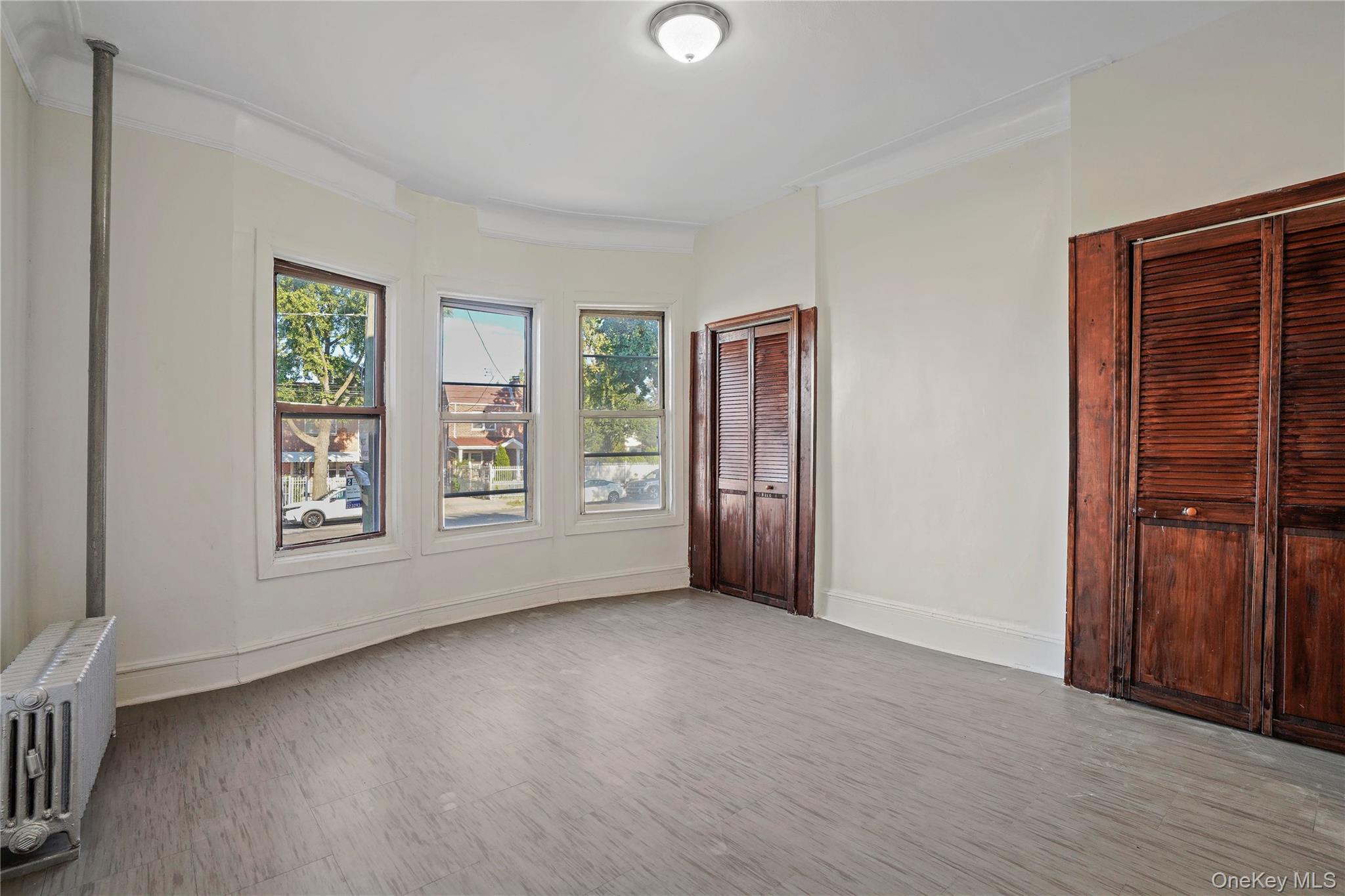 #3 photo, 909 Castle Hill Avenue, Bronx , NY 10473