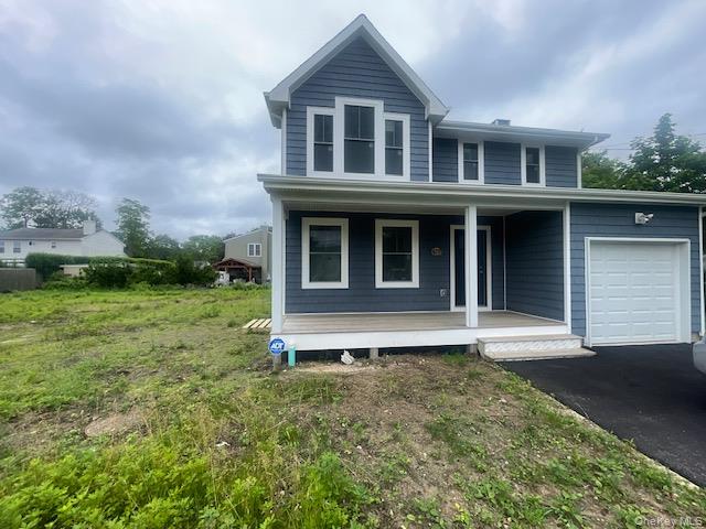 #1 photo, 428 Americus Avenue, सफ़ोक काउंटी Patchogue , NY 11772