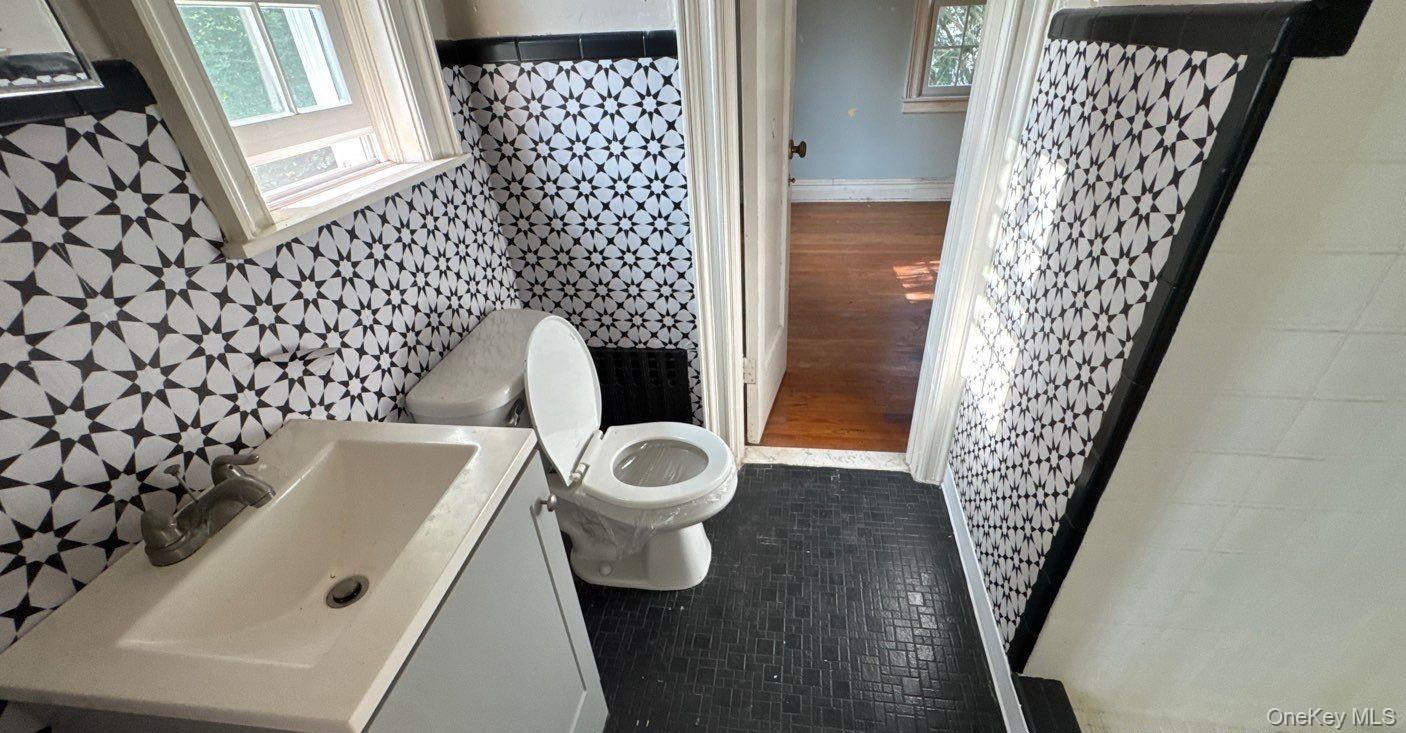 #10 photo, 42 Stratford Road, Scarsdale , NY 10583