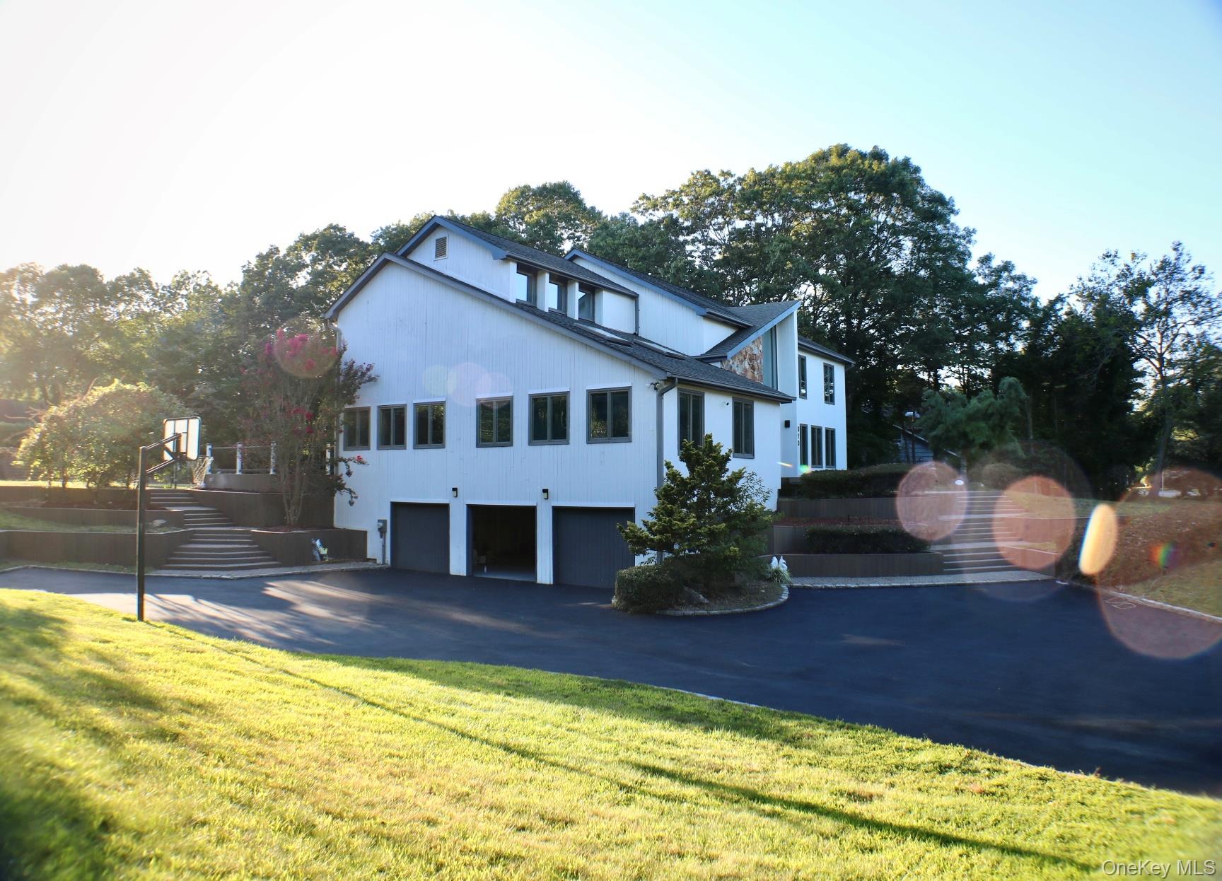 #1 photo, 10 Cedarfield Terrace, サフォーク郡 Saint James , NY 11780