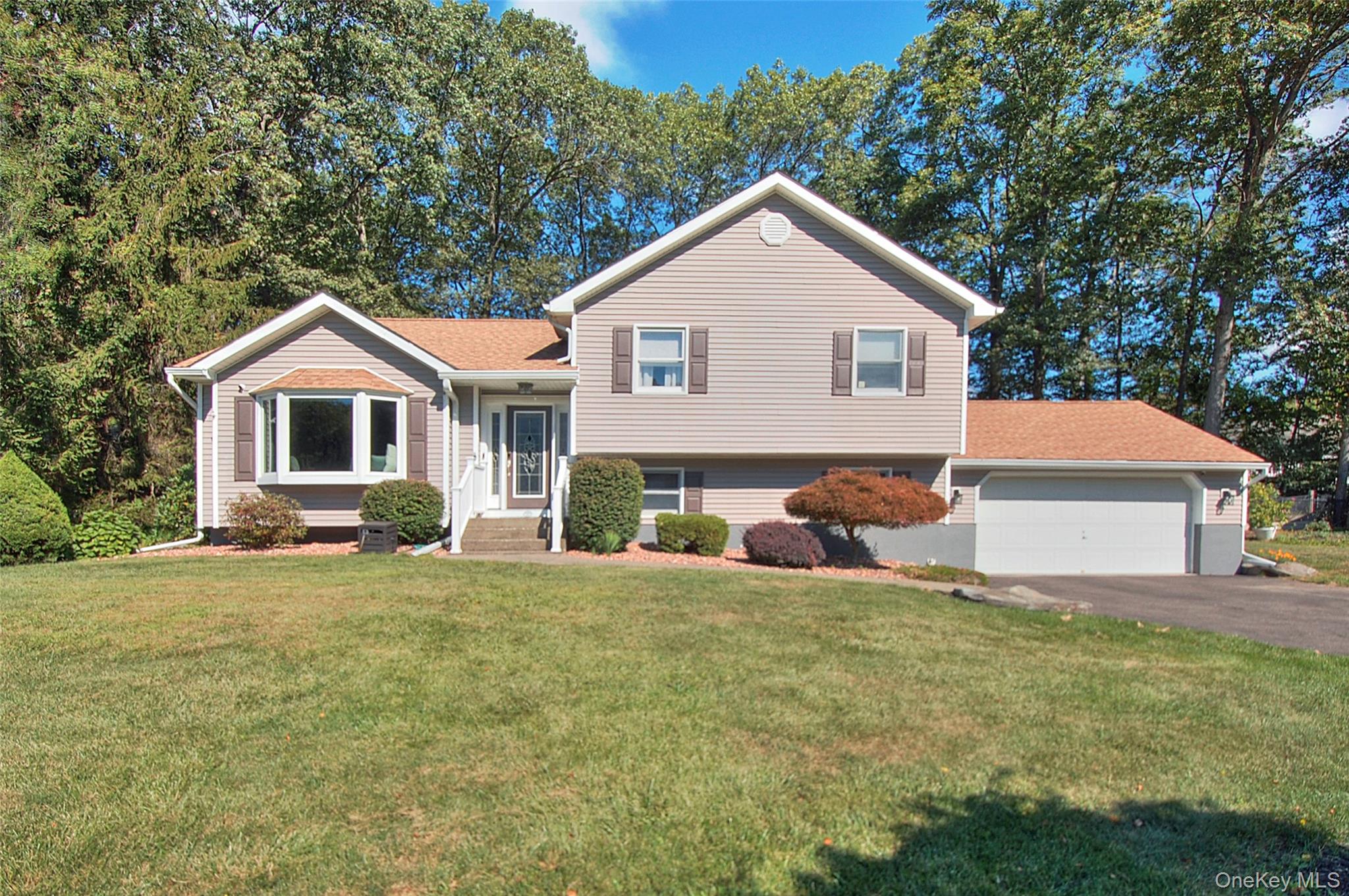 #1 photo, 43 Brandywine Crossing, Newburgh , NY 12550