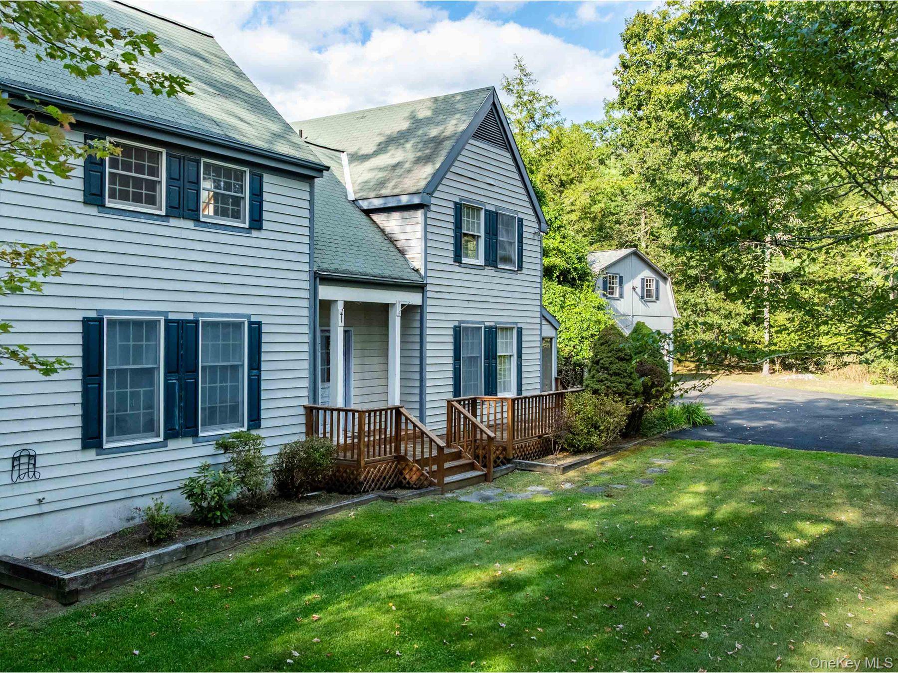 #1 photo, 1232 Glasco Turnpike, Saugerties , NY 12477