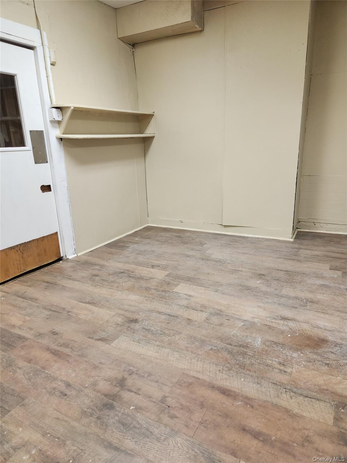 #5 photo, 547 Violet Avenue, Hyde Park , NY 12538