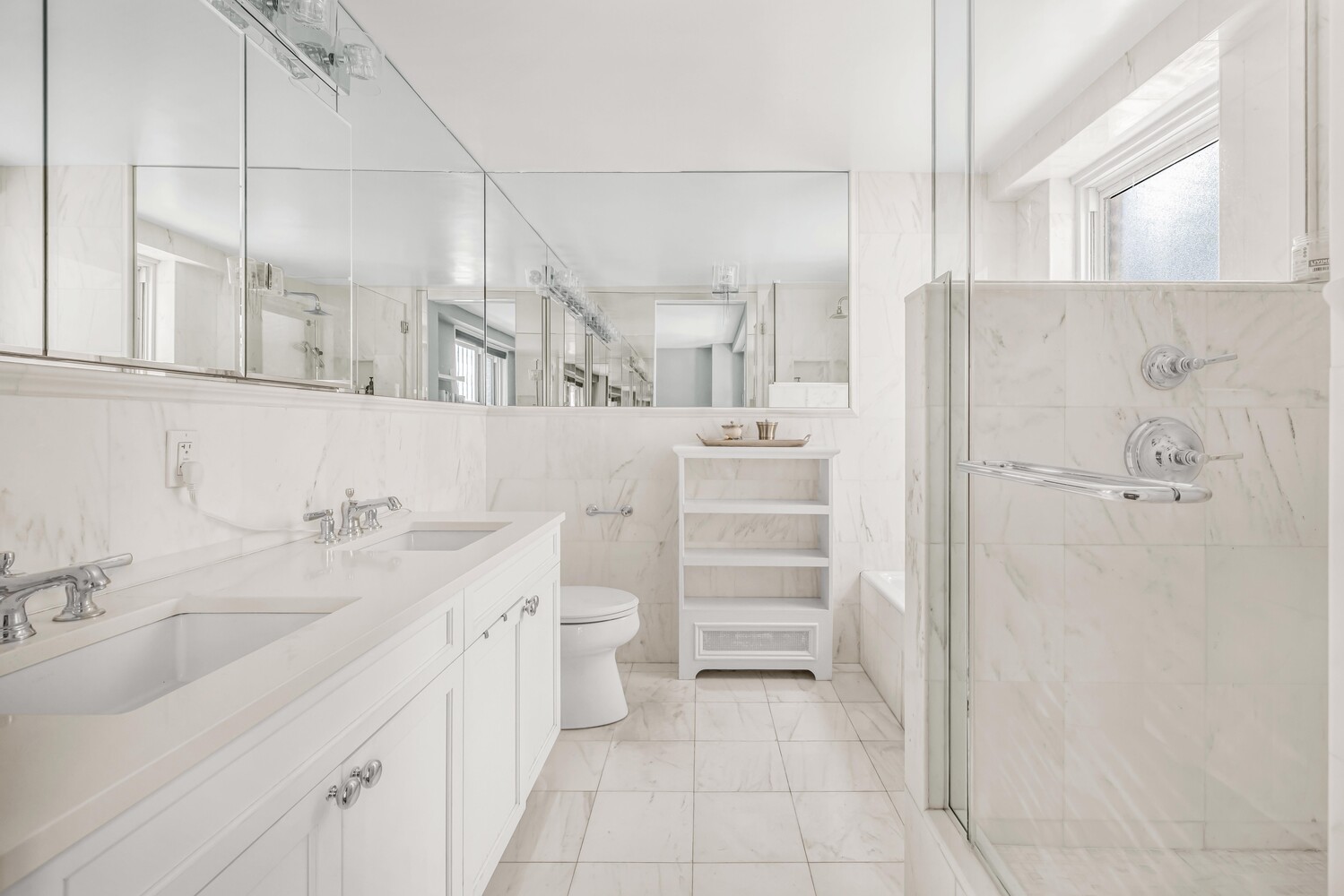 #10 photo, 305 E 40TH Street, マンハッタン Murray Hill , NY 10016