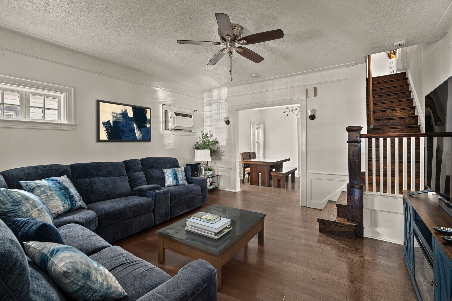 #1 photo, 1631 NEW YORK Avenue, ブルックリン区 East Flatbush , NY 11210