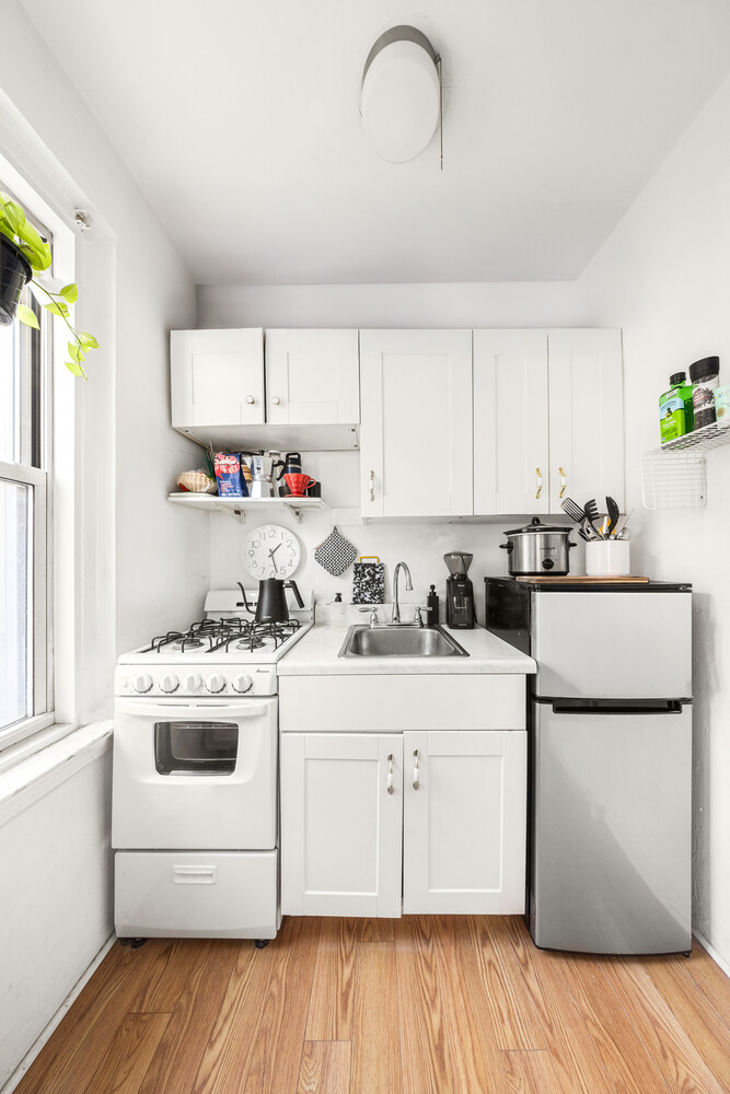 #5 photo, 70 REMSEN Street, Brooklyn Heights , NY 11201