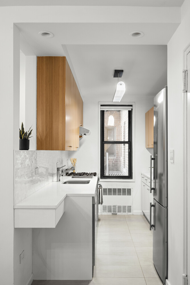 #11 photo, 100 W 12TH Street, Greenwich Village , NY 10011