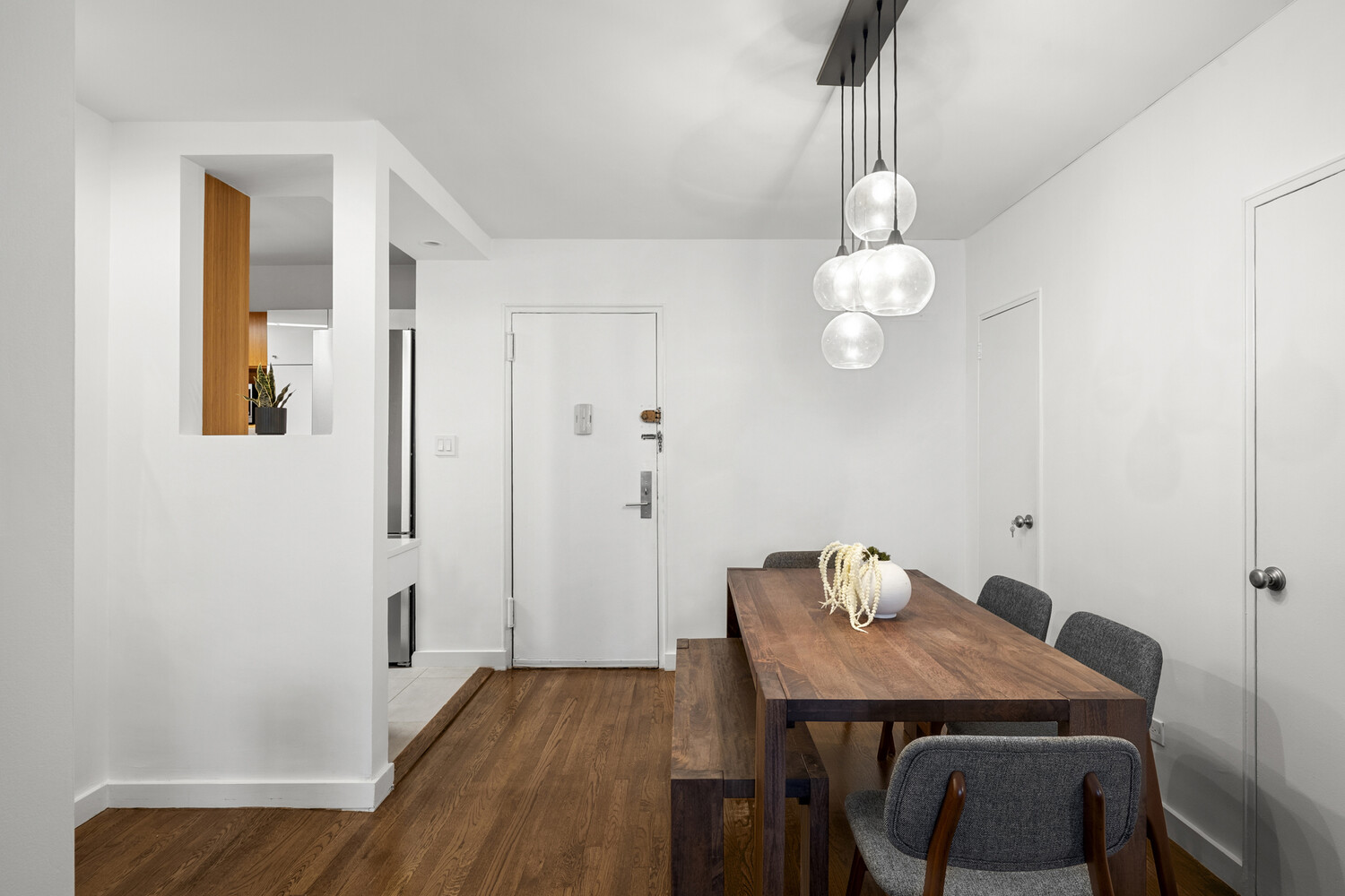 #13 photo, 100 W 12TH Street, Greenwich Village , NY 10011