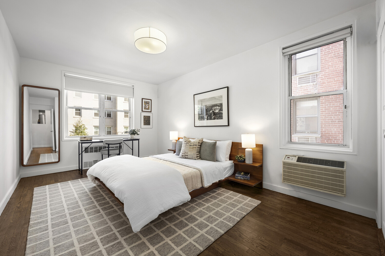 #7 photo, 100 W 12TH Street, Greenwich Village , NY 10011