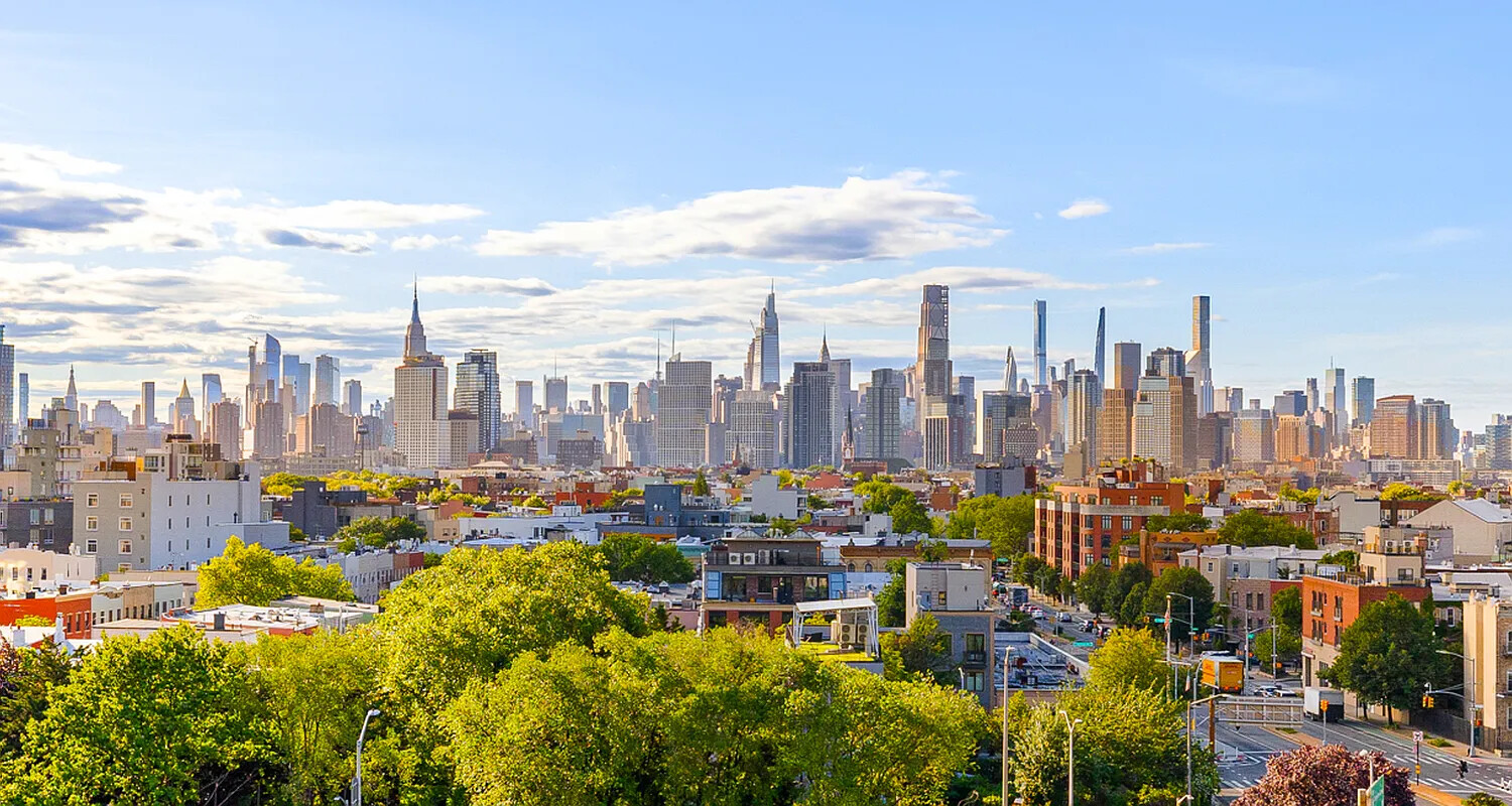 #5 photo, 28 HERBERT Street, Williamsburg,North , NY 11222