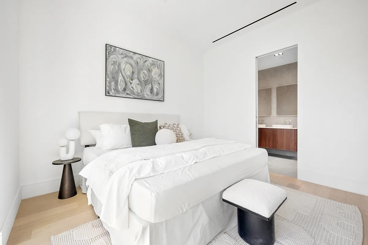 #9 photo, 28 HERBERT Street, Williamsburg,North , NY 11222