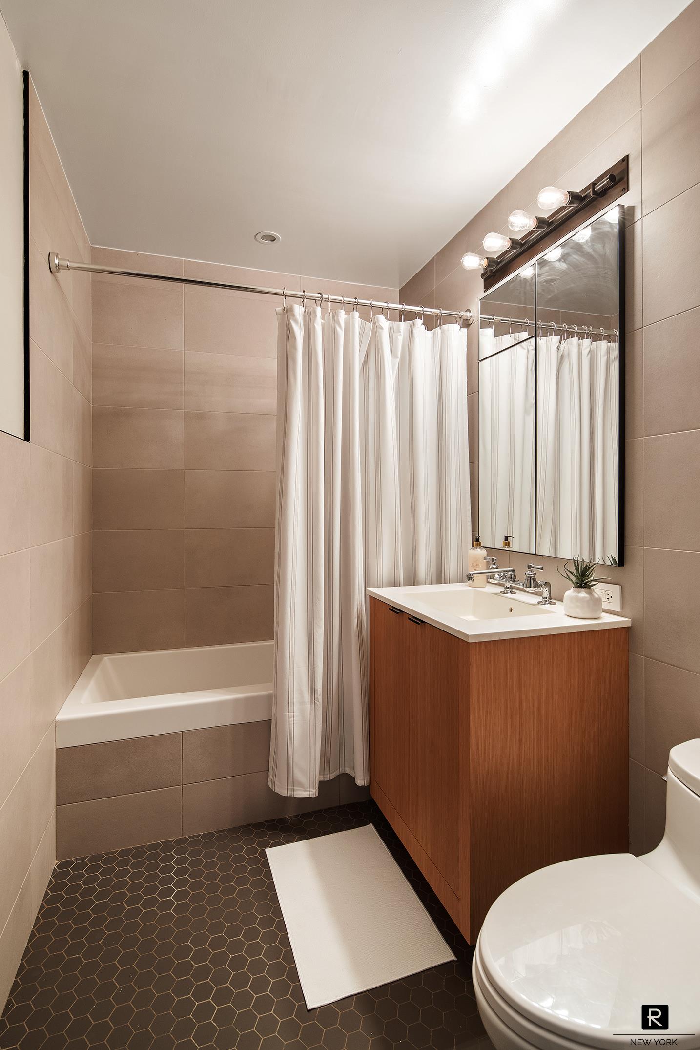 #7 photo, 540 W 28th Street, マンハッタン Chelsea , NY 10001