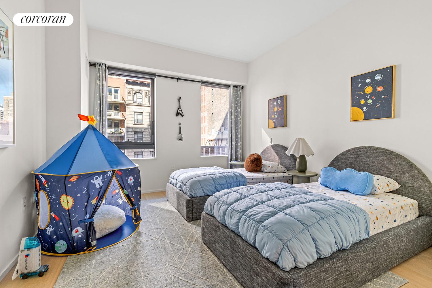 #7 photo, 121 E 22ND Street, マンハッタン Gramercy Park , NY 10010